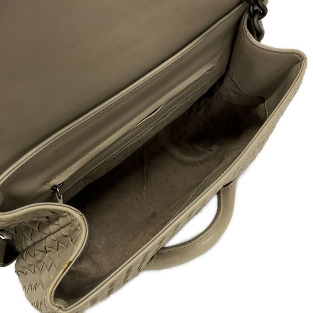 Bottega Veneta Intrecciato Shoulder Bag - Picture 7 of 10